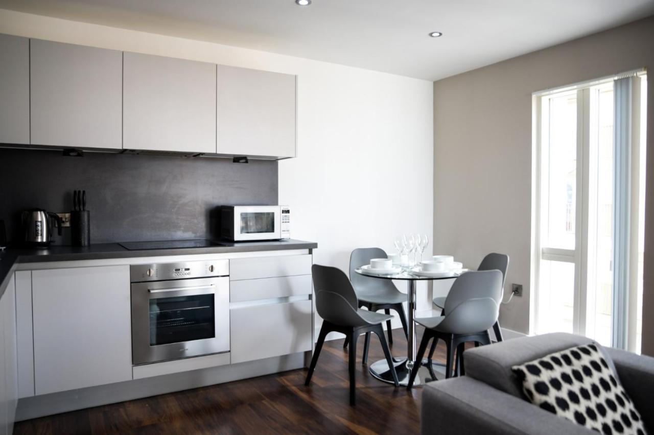 Onpoint Apartments - Spacious 2 Bedroom Apt - City Centre With Balcony Манчестер Экстерьер фото