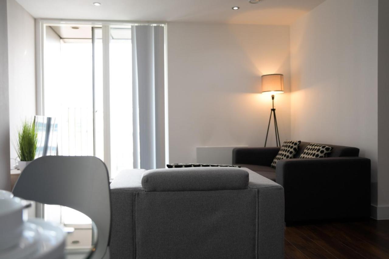 Onpoint Apartments - Spacious 2 Bedroom Apt - City Centre With Balcony Манчестер Экстерьер фото